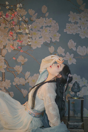 玉梅的白屁股榆树湾